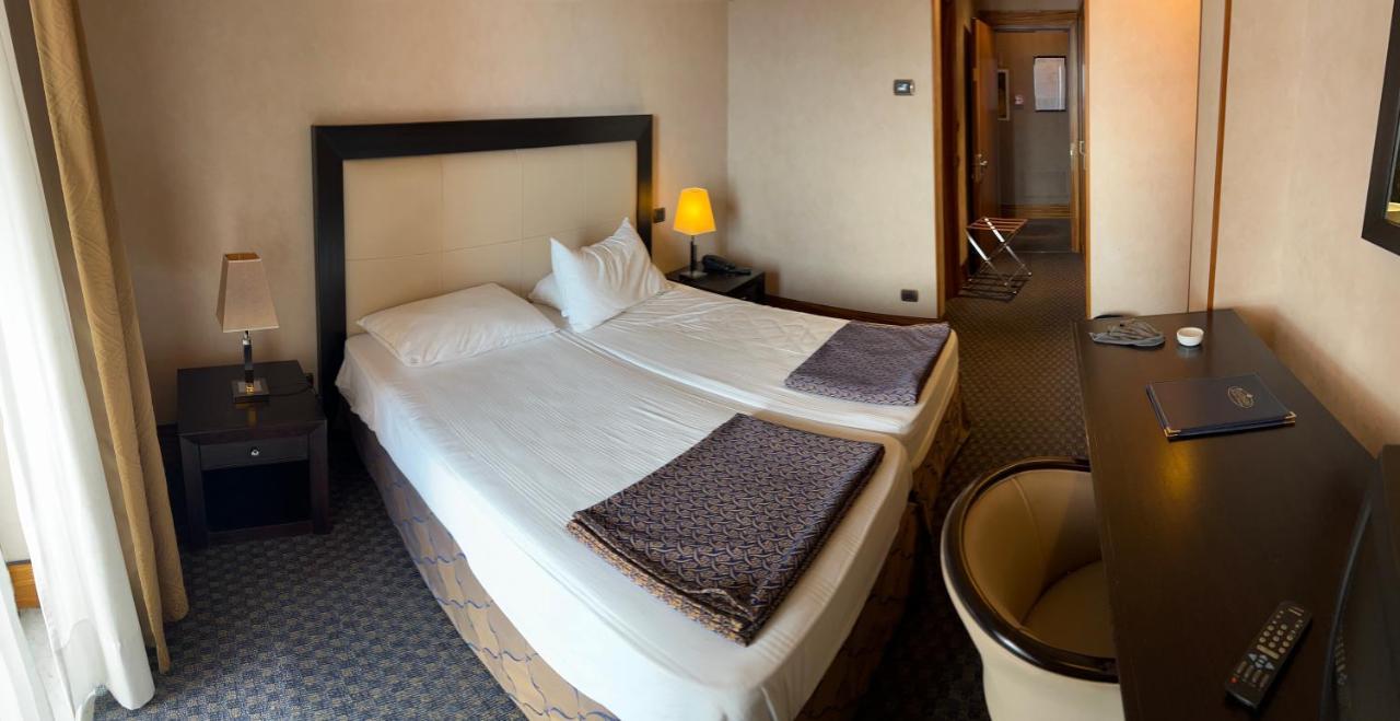 Hotel La Fenice Belpasso Ngoại thất bức ảnh